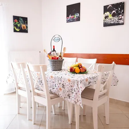 Daire Ana - Family Friendly Zadar