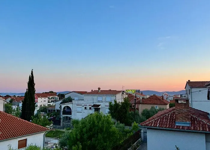 Ana - Family Friendly Apartman Zadar