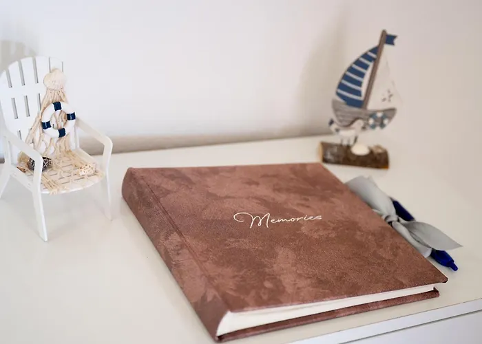 Ana - Family Friendly * זאדאר