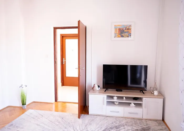 Ana - Family Friendly דירה *